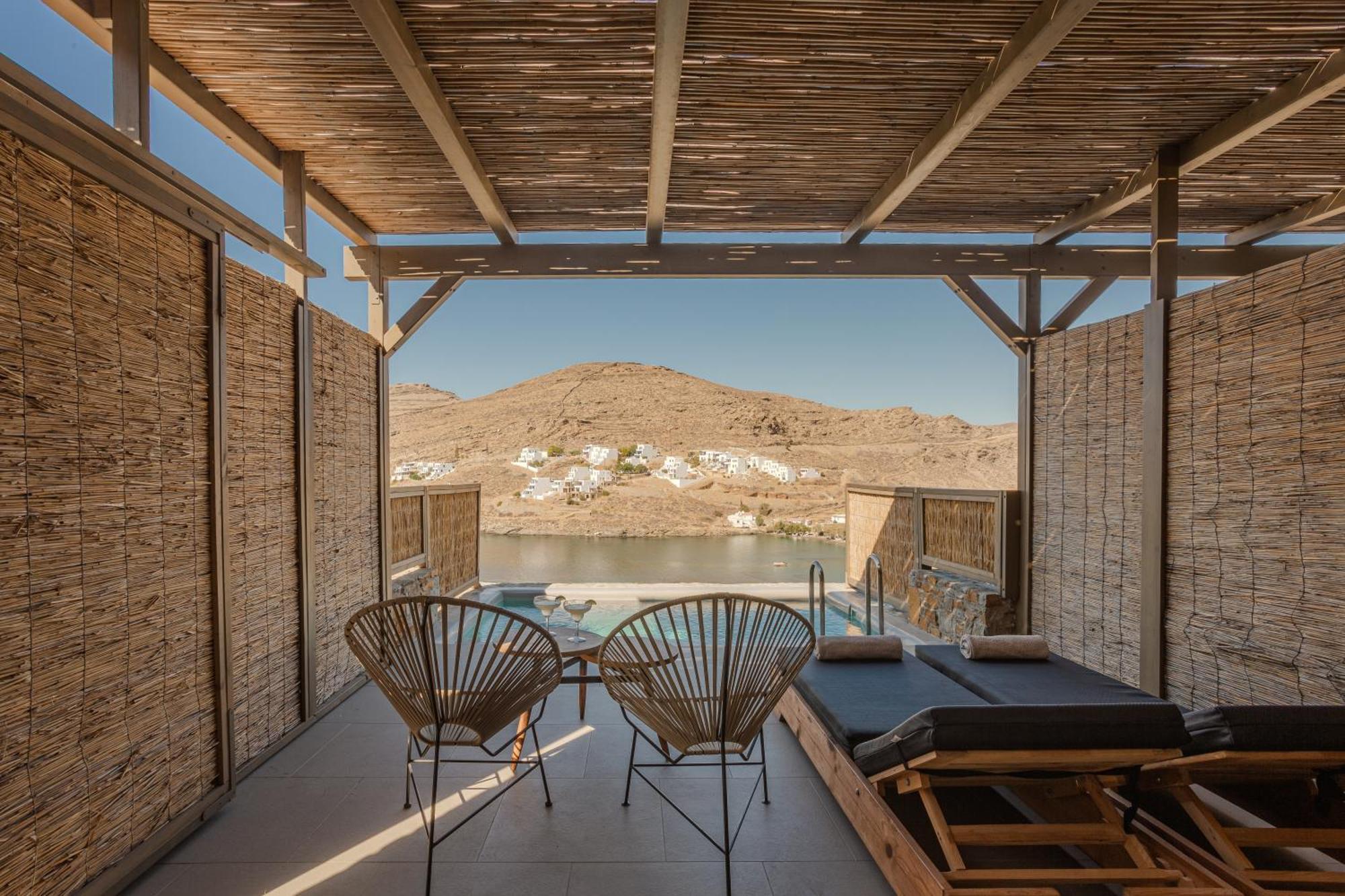 Amal Kythnos Suites Exterior photo