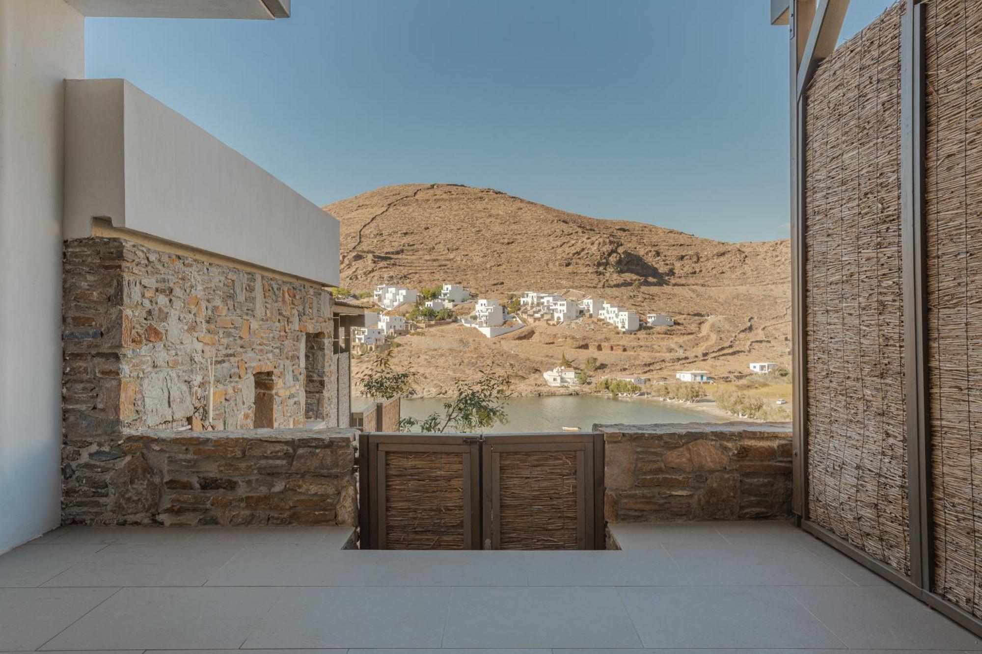 Amal Kythnos Suites Exterior photo