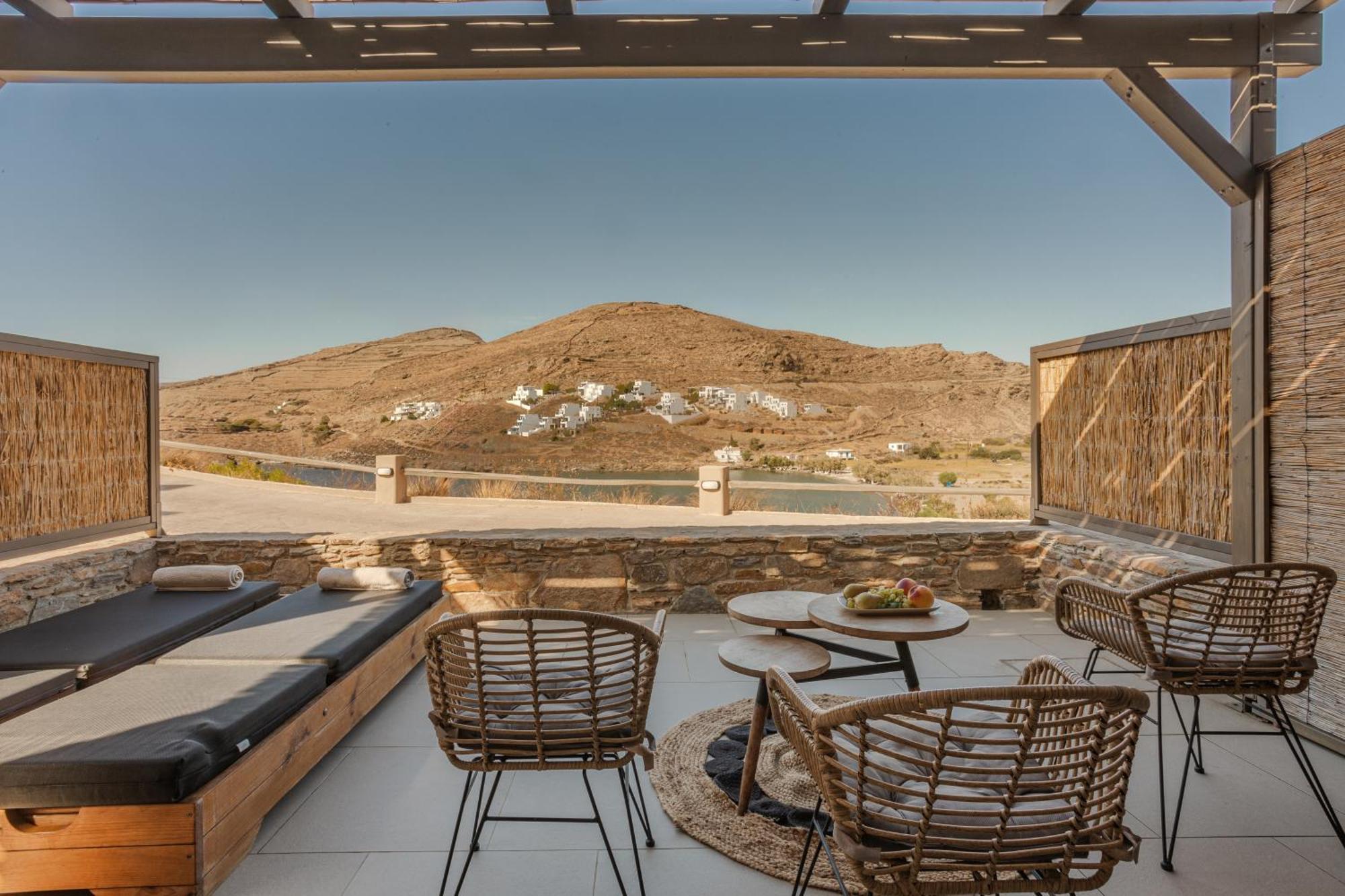 Amal Kythnos Suites Exterior photo