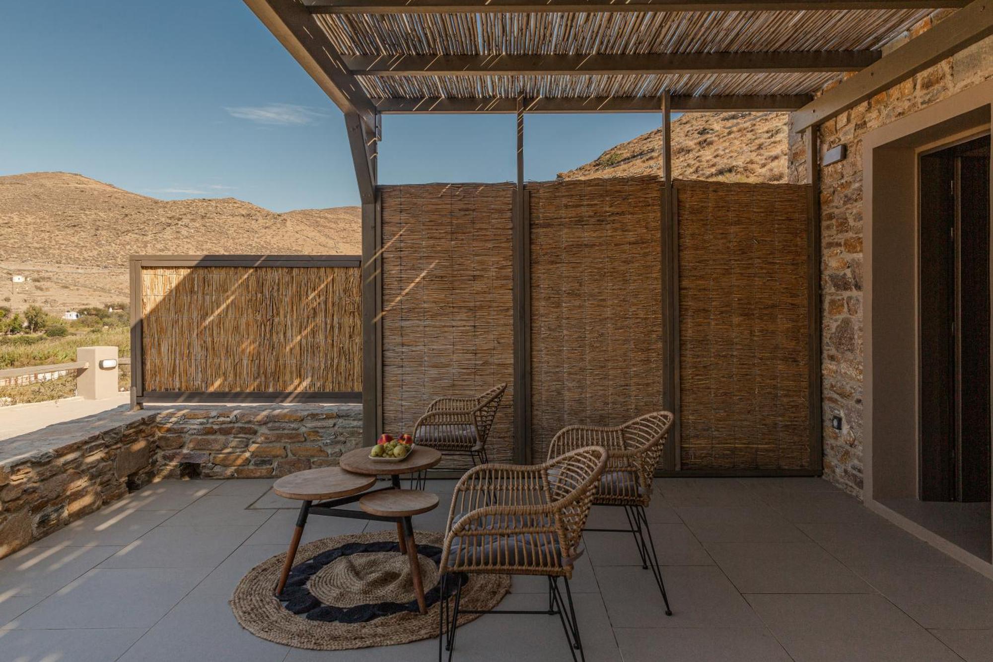 Amal Kythnos Suites Exterior photo