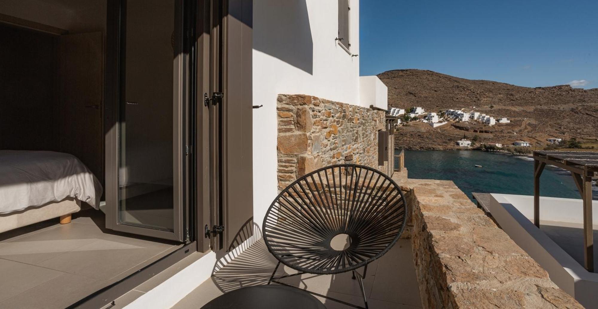 Amal Kythnos Suites Exterior photo