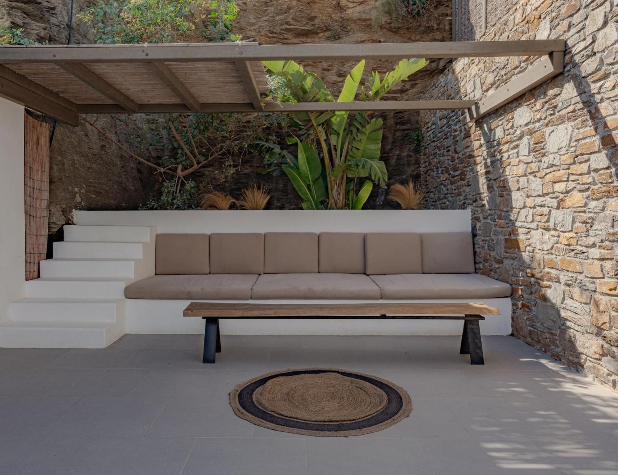 Amal Kythnos Suites Exterior photo